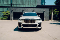 BMW X7 M50i